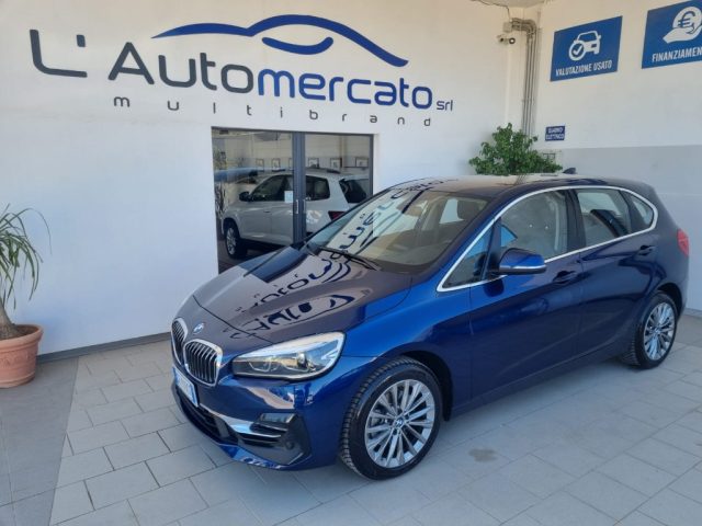 BMW 218 d xDrive Active Tourer Luxury aut. Immagine 0