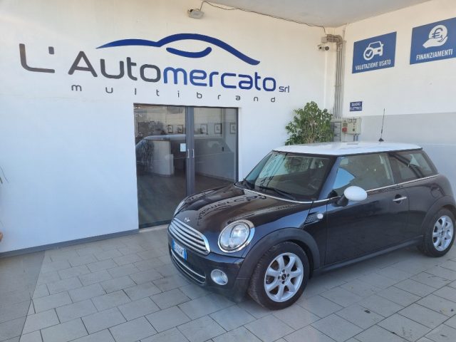 MINI Cooper D 1.6 16V Cooper D Immagine 0