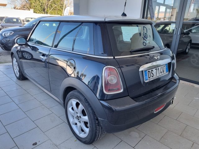 MINI Cooper D 1.6 16V Cooper D Immagine 4