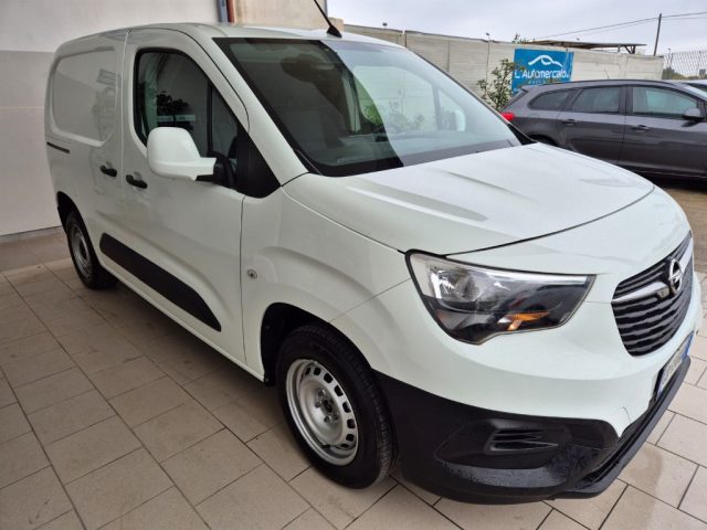 OPEL Combo Cargo 1.5 Diesel PC 650kg Immagine 1