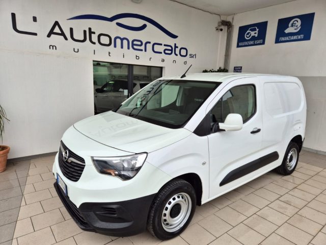 OPEL Combo Cargo 1.5 Diesel PC 650kg Immagine 0