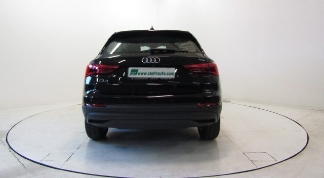 AUDI Q3 45 1.4 TFSI e S tronic Plug in Hybrid  245 CV Immagine 3