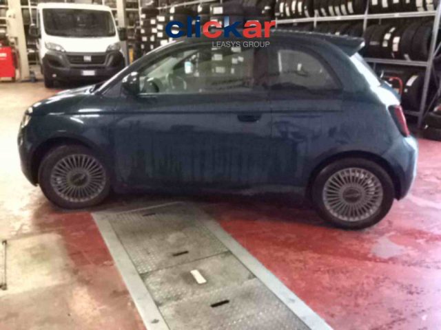 FIAT 500e Action Berlina Immagine 2