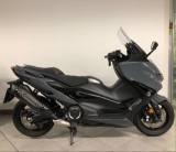 YAMAHA T-Max 560 Scooter