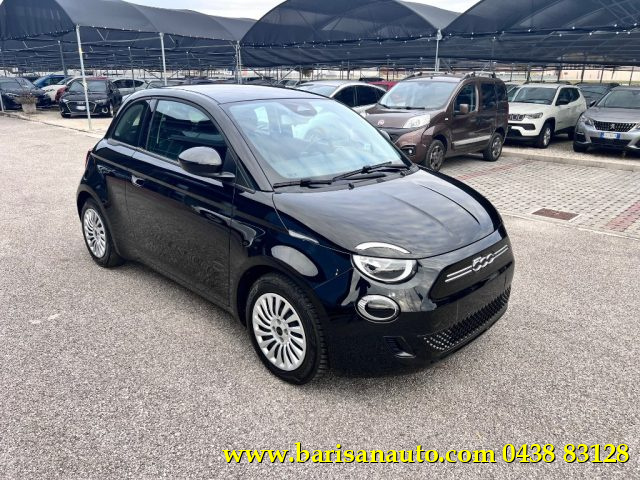 FIAT 500 Action Berlina 23,65 kWh Immagine 1