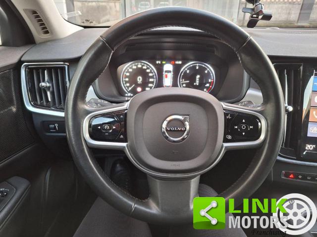 VOLVO V90 D3 Geartronic MomentumBusinessPro GARANZIA INCLUSA Immagine 4