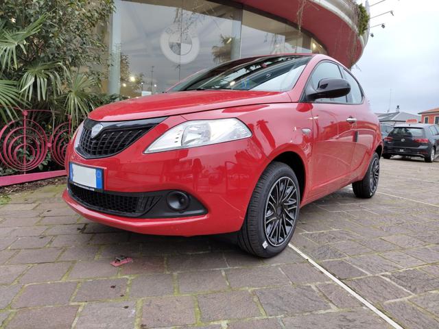 LANCIA Ypsilon 1.0 70cv 5 porte Hybrid ORO Immagine 1