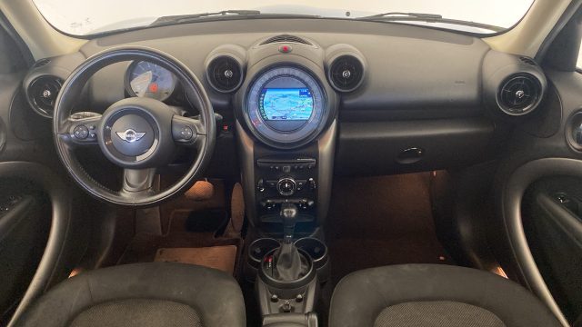 MINI Mini Countryman 2.0 Cooper D Business auto E6 Immagine 4