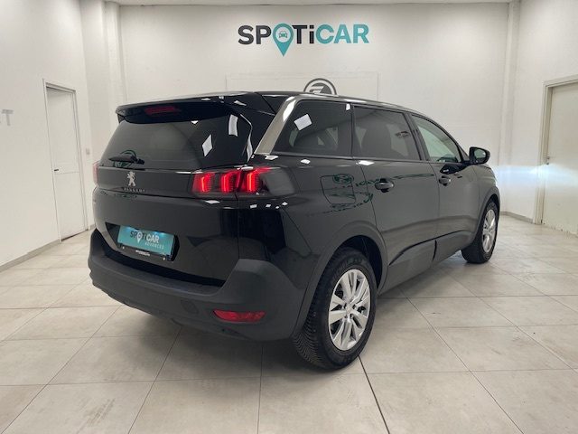 PEUGEOT 5008 II 2021 -  1.5 bluehdi Allure s&s 130cv Immagine 3