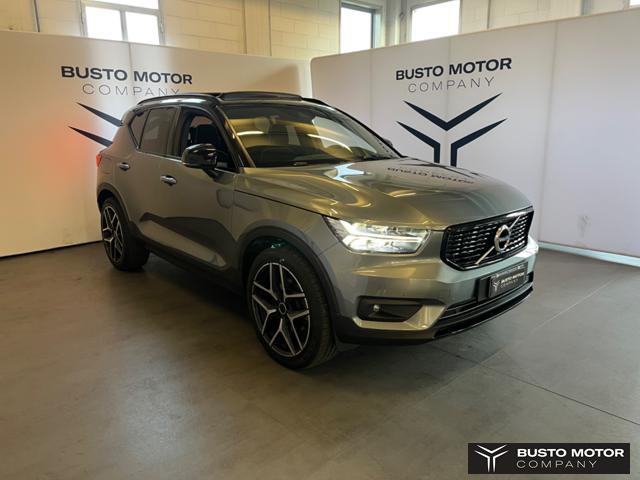 VOLVO XC40 D4 4X4 R-design AUTOMATICA GARANZIA EUROPEA Immagine 0