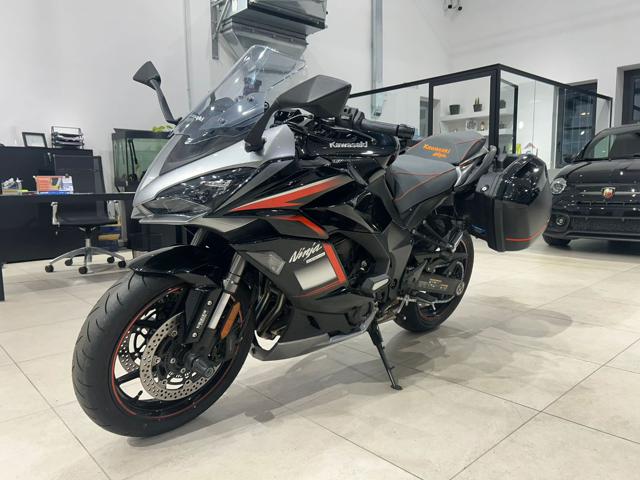 KAWASAKI Ninja 1000 SX Tourer Immagine 0