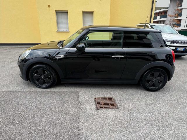 MINI Cooper D 1.5 Cooper D Hype Immagine 2