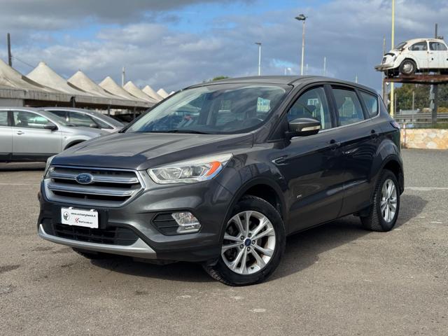 FORD Kuga 2.0 TDCI 150 CV S&S 4WD Business Immagine 1