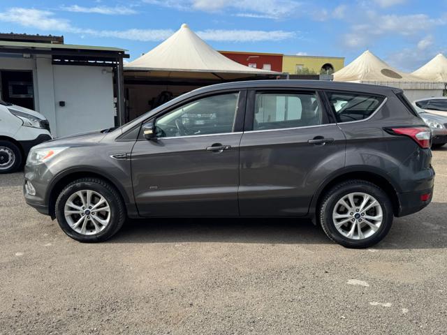 FORD Kuga 2.0 TDCI 150 CV S&S 4WD Business Immagine 2