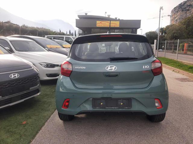 HYUNDAI i10 1.0 MPI AT Connectline Immagine 3