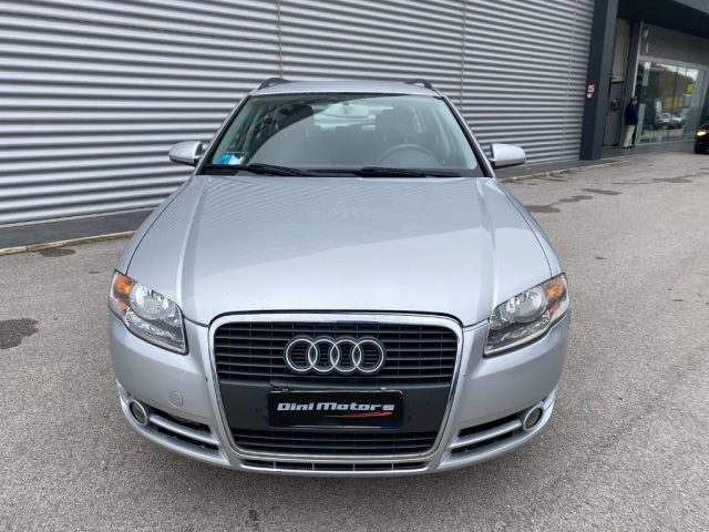 AUDI A4 1.9 TDI Avant DISTRIBUZIONE 247.000km Immagine 2