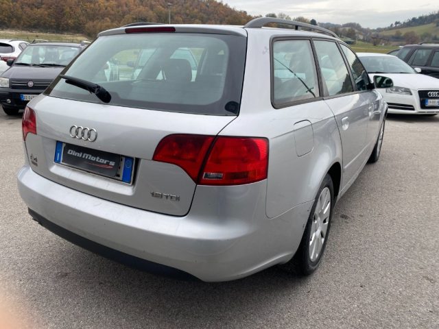 AUDI A4 1.9 TDI Avant DISTRIBUZIONE 247.000km Immagine 3