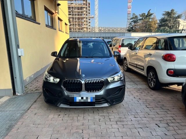 BMW X1 xDrive25e Advantage Immagine 1