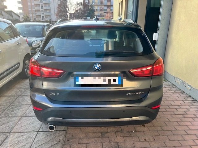 BMW X1 xDrive25e Advantage Immagine 3