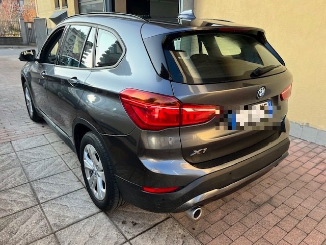 BMW X1 xDrive25e Advantage Immagine 4