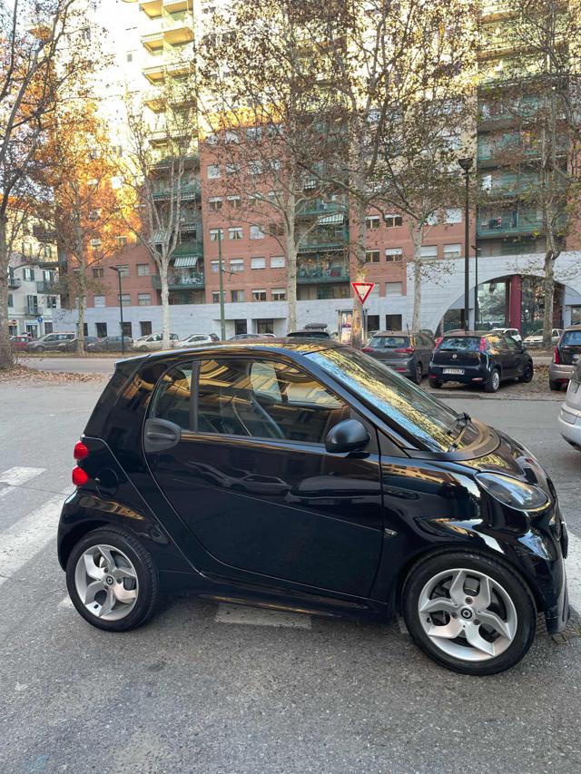 SMART ForTwo 1000 52 kW MHD coupé passion Immagine 4