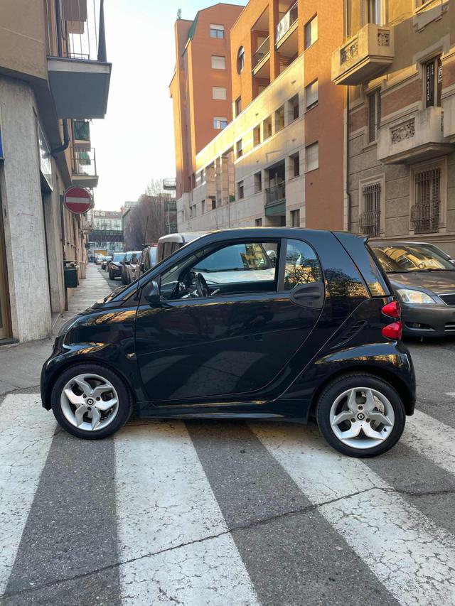 SMART ForTwo 1000 52 kW MHD coupé passion Immagine 2