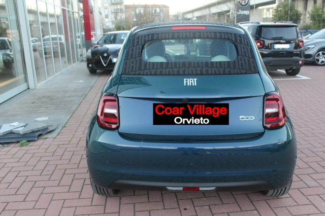 FIAT 500 La Prima Cabrio 42 kWh Immagine 4