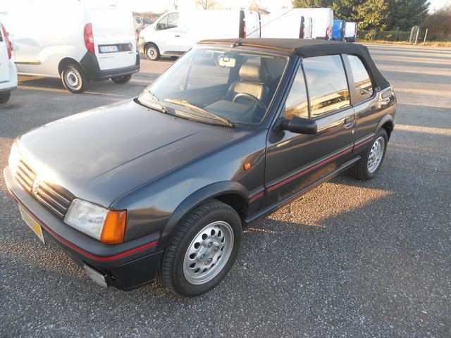 PEUGEOT 205 CTI CABRIO Immagine 0