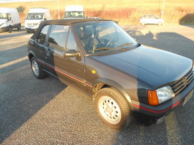 PEUGEOT 205 CTI CABRIO Immagine 2