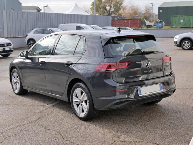 VOLKSWAGEN Golf 1.5 eTsi Evo Life 130cv Dsg Immagine 2