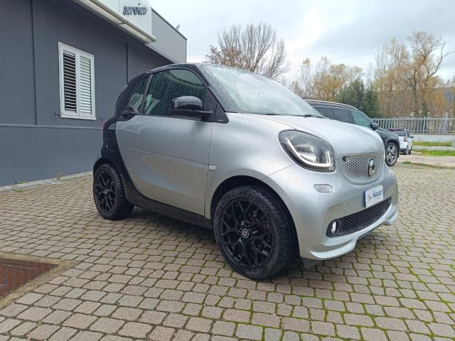 SMART ForTwo 70 1.0 twinamic Superpassion Immagine 2