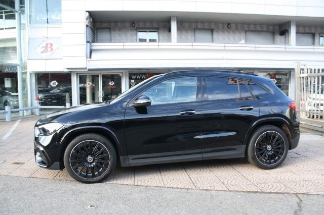 MERCEDES-BENZ GLA 200 d Automatic AMG Line Premium Plus Immagine 1