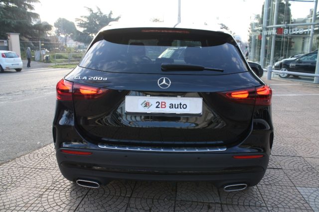 MERCEDES-BENZ GLA 200 d Automatic AMG Line Premium Plus Immagine 3