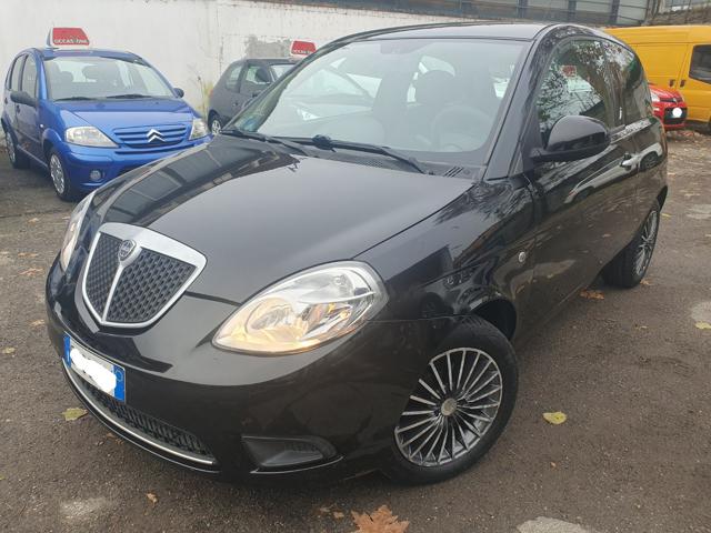 LANCIA Ypsilon 1.2 Argento Immagine 0