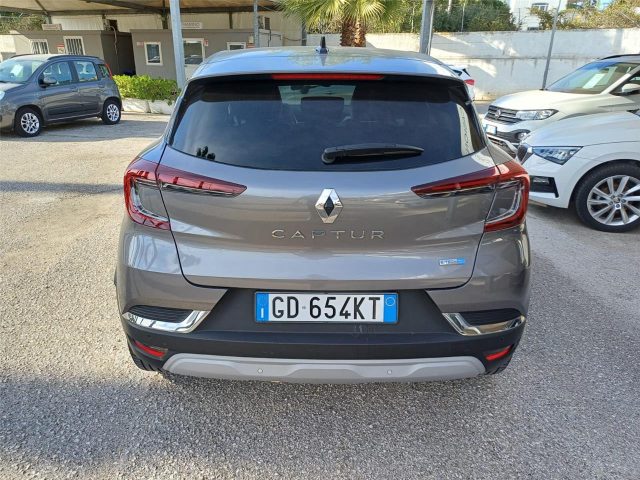 RENAULT Captur 2ª serie  Plug-in Hybrid E-Tech 160 CV Intens Immagine 4