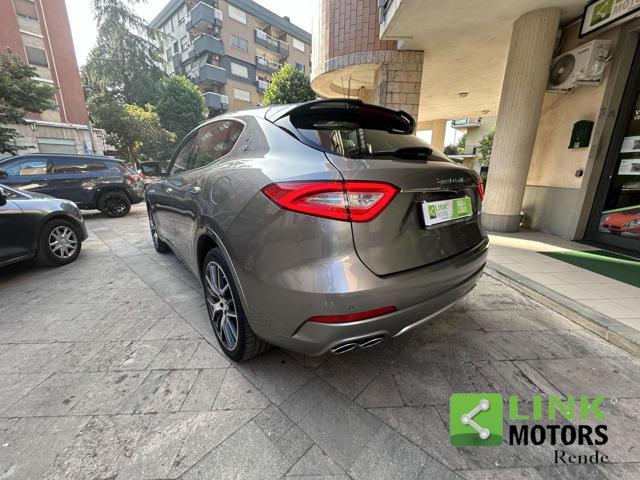 MASERATI Levante V6 Diesel 275 CV AWD Immagine 3