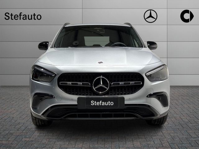 MERCEDES-BENZ GLA 200 d Automatic Progressive Advanced Plus Immagine 3