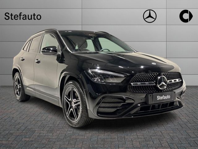 MERCEDES-BENZ GLA 200 d Automatic AMG Line Premium Immagine 0