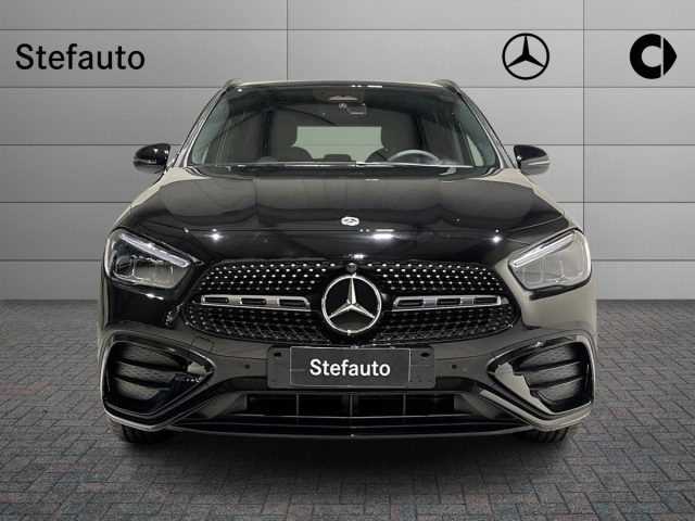 MERCEDES-BENZ GLA 200 d Automatic AMG Line Premium Immagine 3