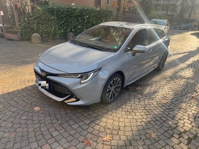 TOYOTA Corolla 1.8 Hybrid Style Immagine 0