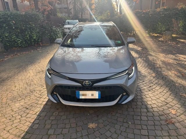 TOYOTA Corolla 1.8 Hybrid Style Immagine 1