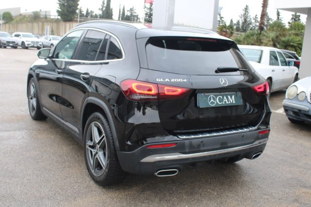 MERCEDES-BENZ GLA 200 d Automatic Premium Immagine 4