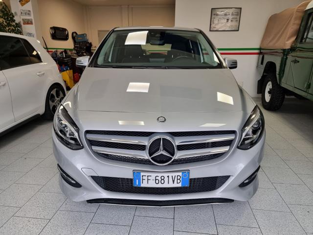 MERCEDES-BENZ B 180 d Sport Immagine 1