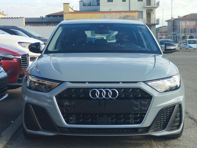 AUDI A1 SPORTBACK 25 TFSI S-LINE Adrenaline Immagine 2