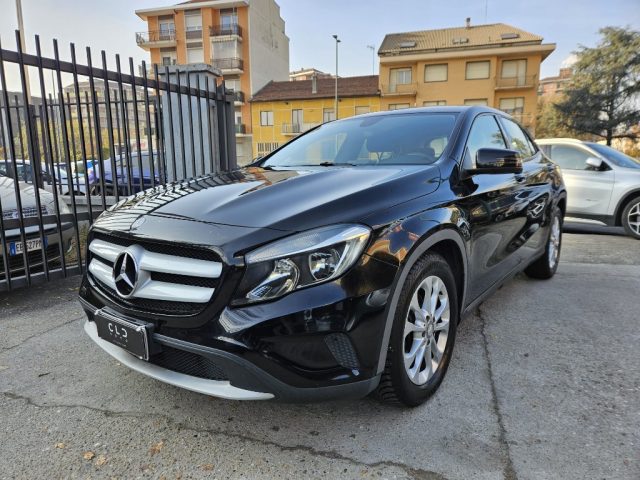 MERCEDES-BENZ GLA 180 CDI Automatic Premium Immagine 1