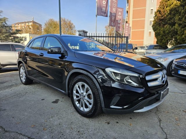 MERCEDES-BENZ GLA 180 CDI Automatic Premium Immagine 3