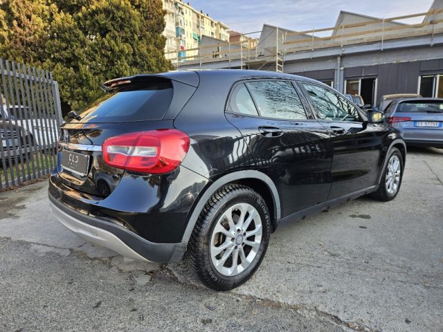 MERCEDES-BENZ GLA 180 CDI Automatic Premium Immagine 4