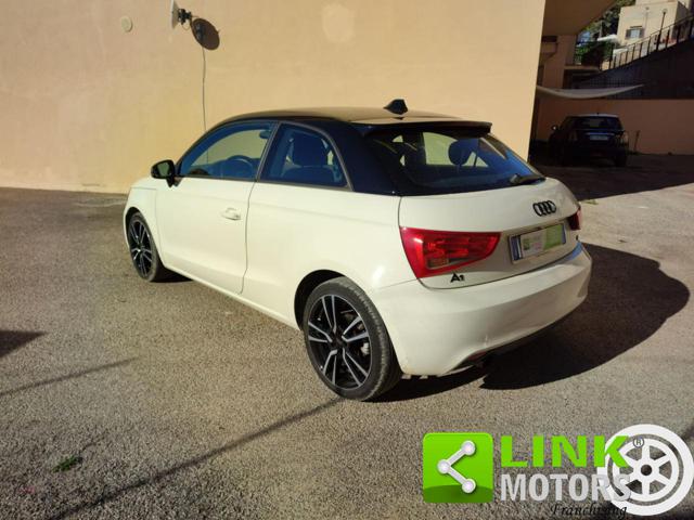 AUDI A1 1.6 TDI Attraction Immagine 1