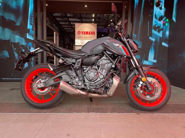 YAMAHA MT-07 . Immagine 0