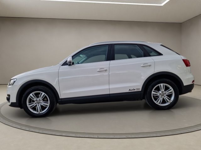 AUDI Q3 2.0 TDI Business Immagine 1